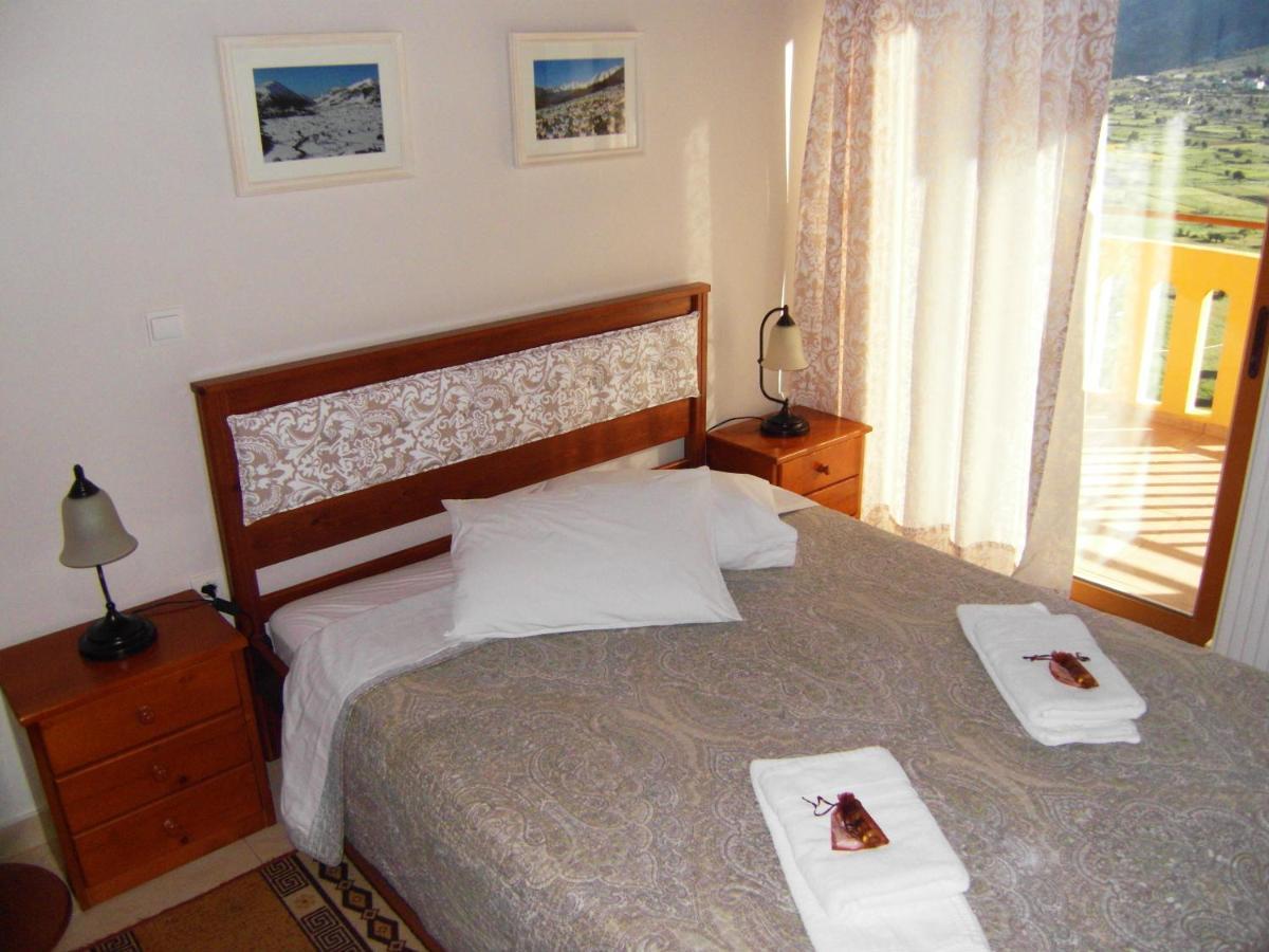 Panorama Askifou * Karés